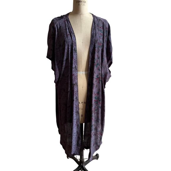 NWT Tienda Ho OS Purple‎ Floral Rayon Open Front Cardigan Kimono 3078 - Picture 1 of 4